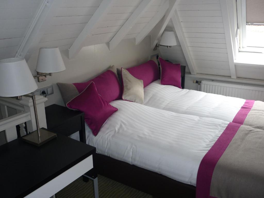 In Den Verdwaalde Koogel Hotel